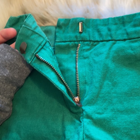 Crew Cuts size 5 shorts with ridged detail. Emerald green color side pockets.*1 - Picture 3 of 10